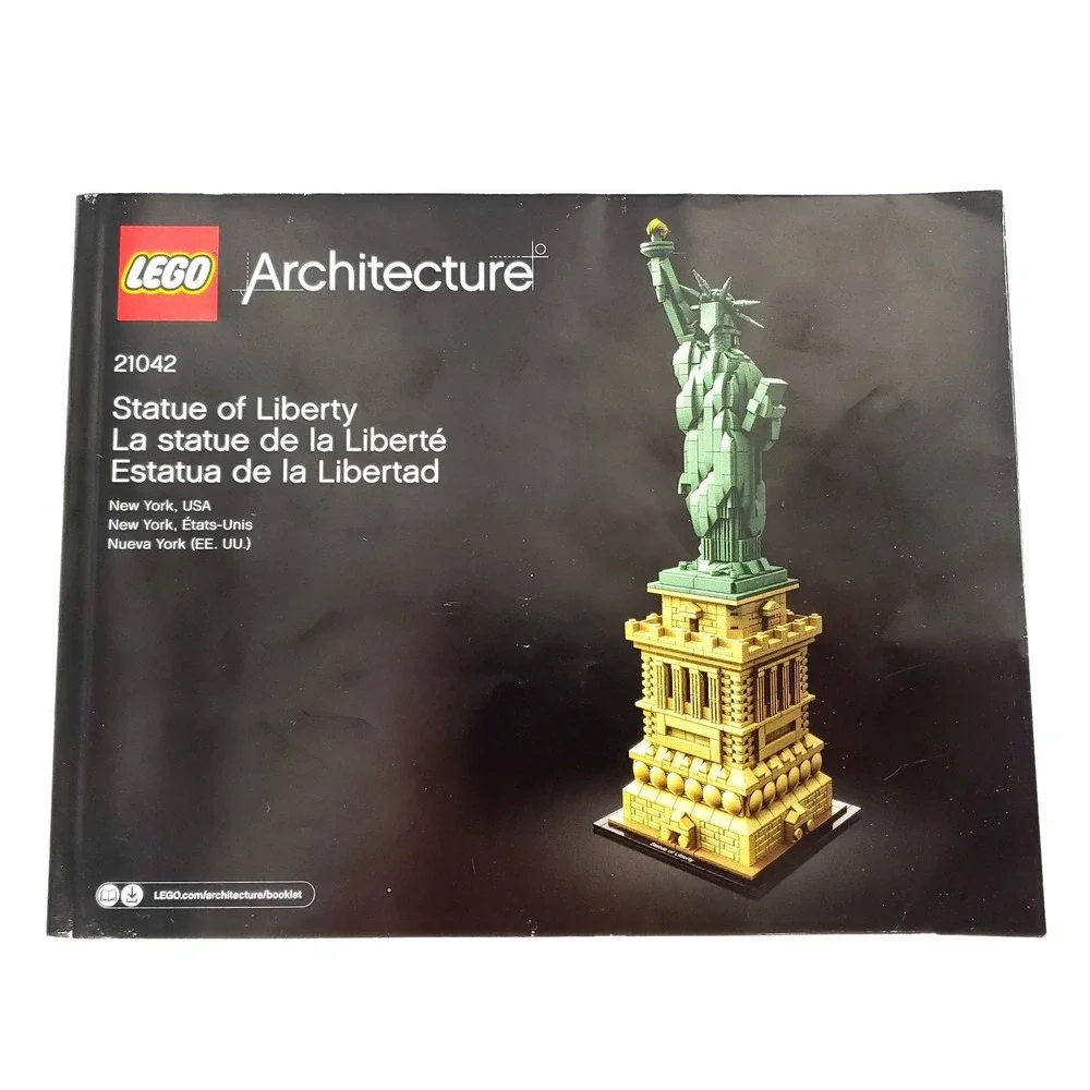 LEGO ARCHITECTURE: Statue of Liberty (21042) Complete w/ Instruction Manual